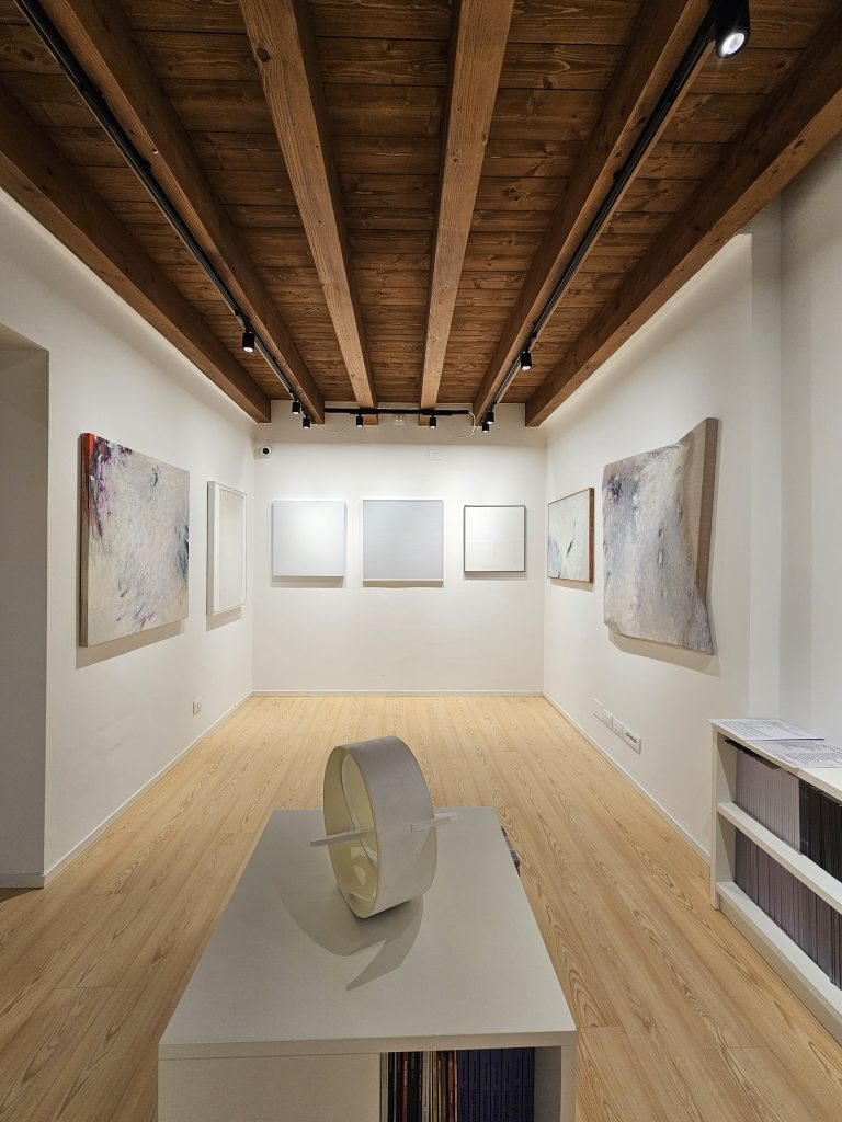 2025 MELODIE DEL BIANCO. OltreArte Galleria Contemporanea, Conegliano