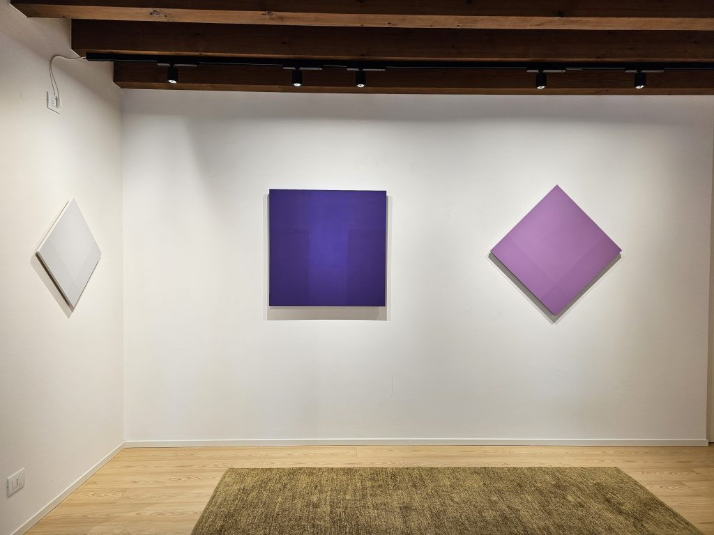 2025 VINCENZO PAREA. Evanescenze cromatiche. OltreArte Galleria Contemporanea, Conegliano.