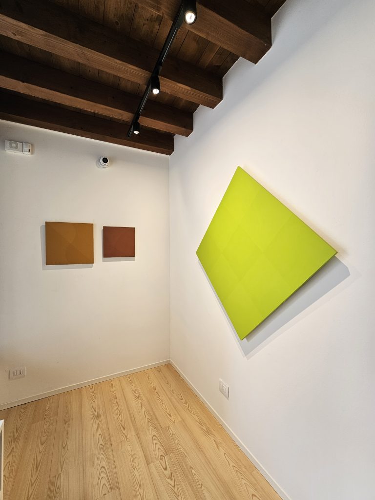 2025 VINCENZO PAREA. Evanescenze cromatiche. OltreArte Galleria Contemporanea, Conegliano.