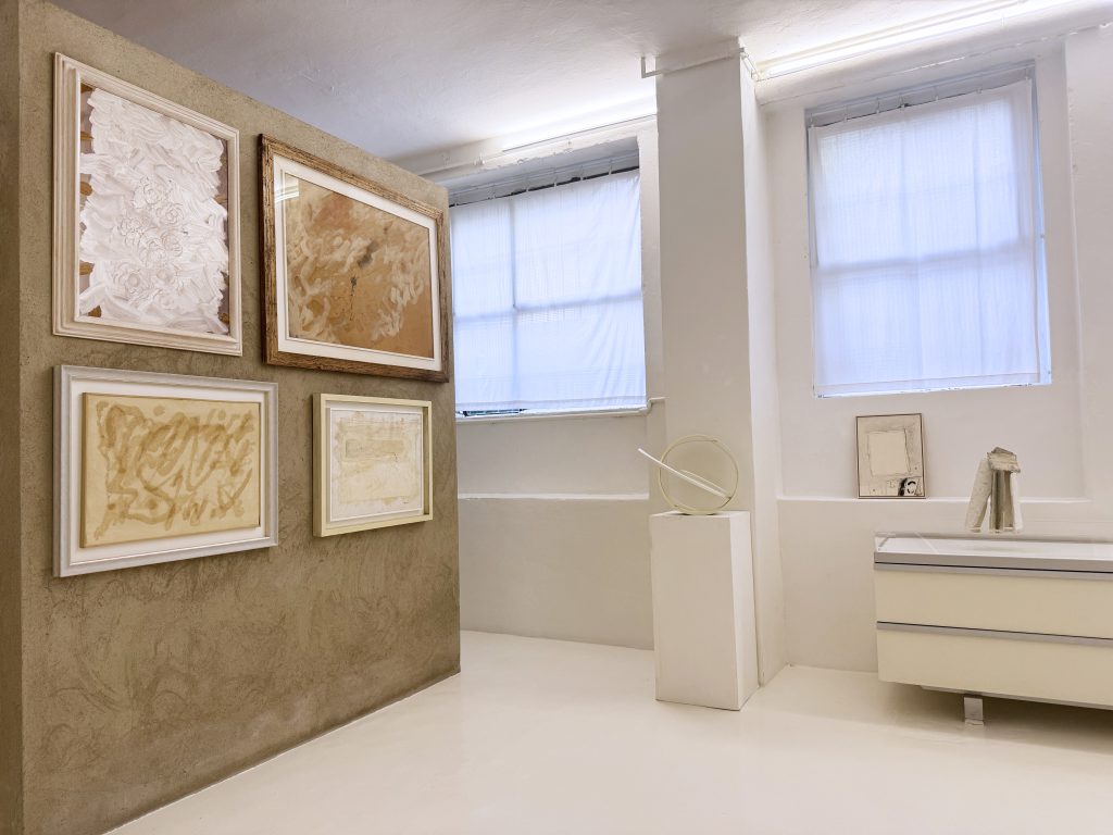 2026 MELODIE DEL BIANCO. Studio Masiero, Milano, in collaborazione con OltreArte Galleria Contemporanea, Conegliano.